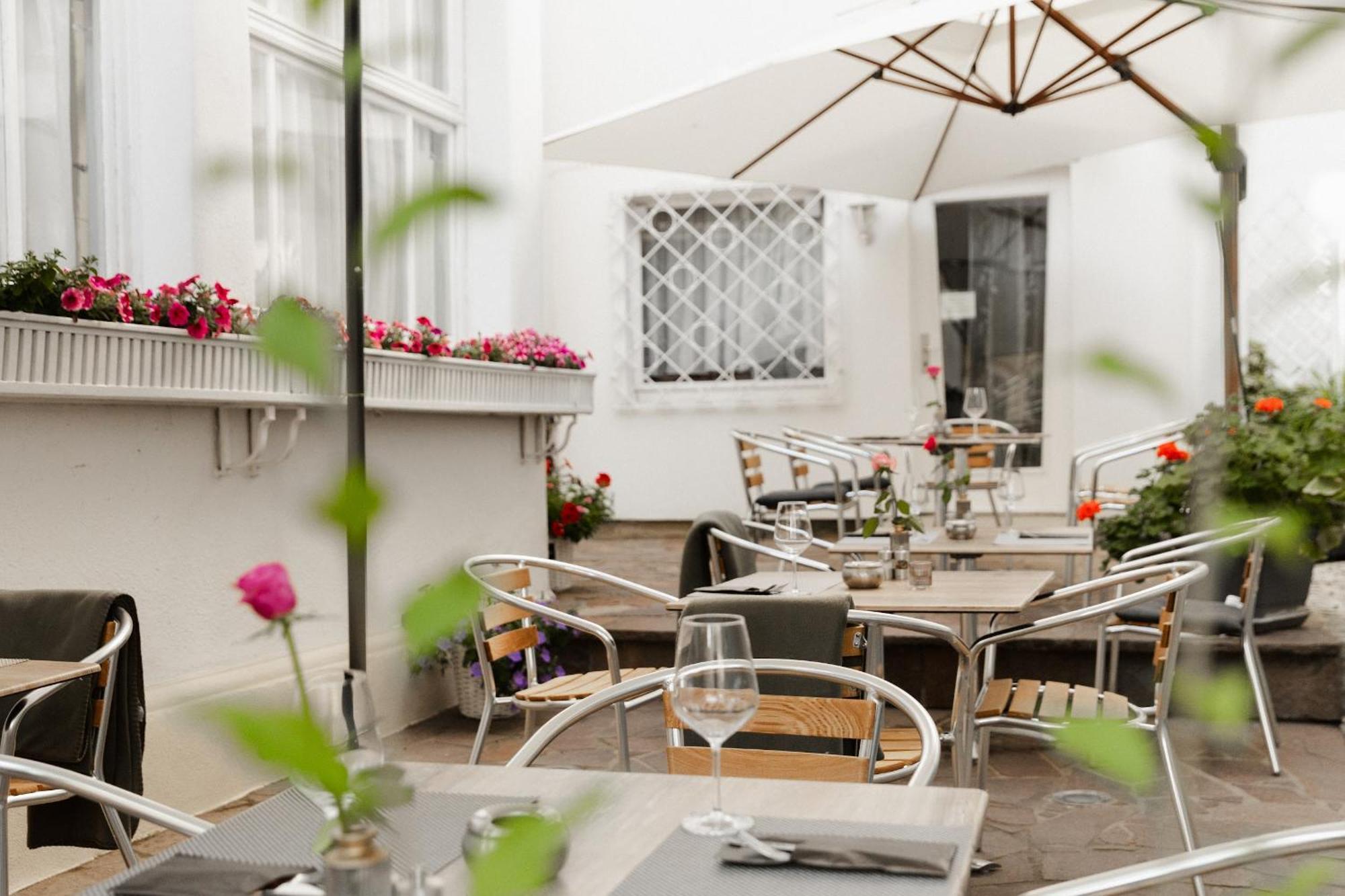 Hotel Weisses Haus Bad Kissingen Exterior photo